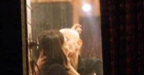 天涯爆料赵薇葛优视频,娱乐圈再掀波澜 第2张 天涯爆料赵薇葛优视频,娱乐圈再掀波澜 第2张